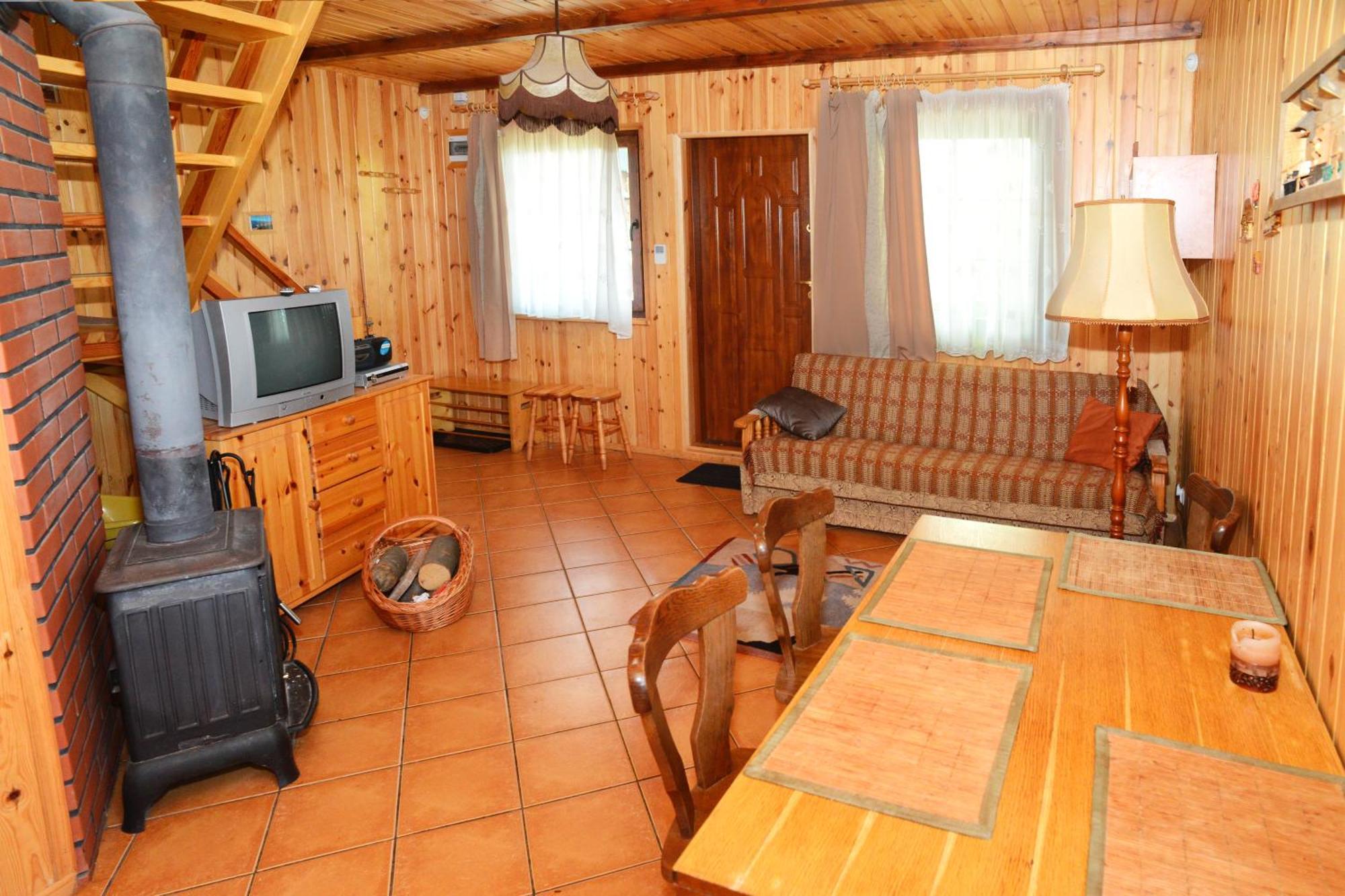 Caloroczne Domki Nad Morzem I Jeziorem Jezierzany Exterior photo