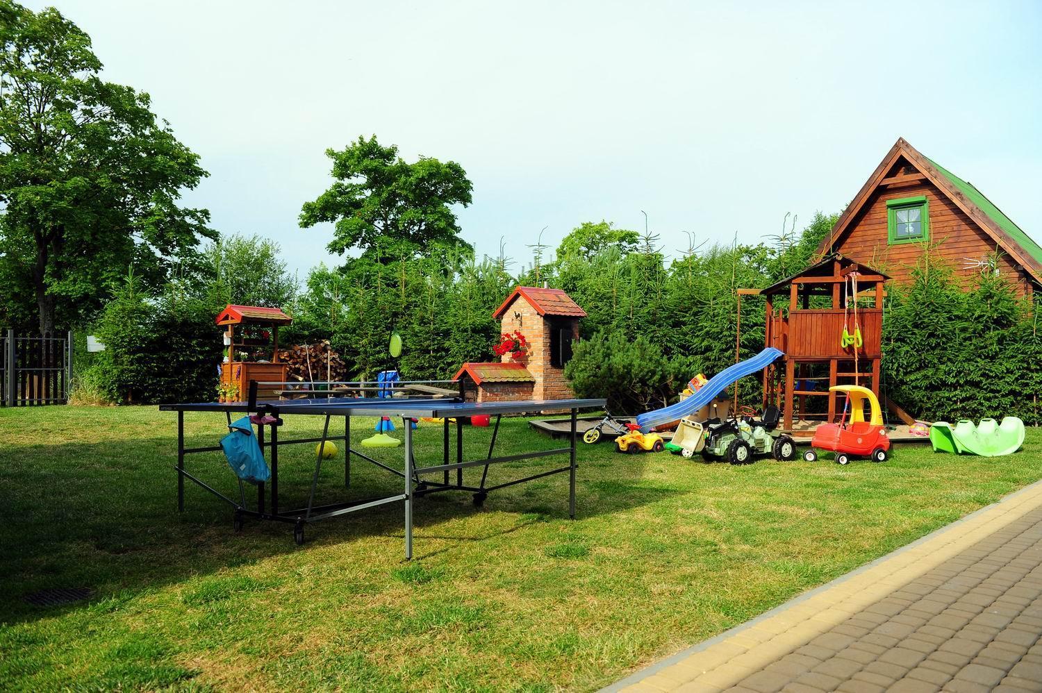 Caloroczne Domki Nad Morzem I Jeziorem Jezierzany Exterior photo