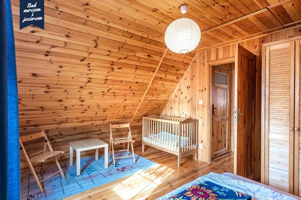 Caloroczne Domki Nad Morzem I Jeziorem Jezierzany Exterior photo