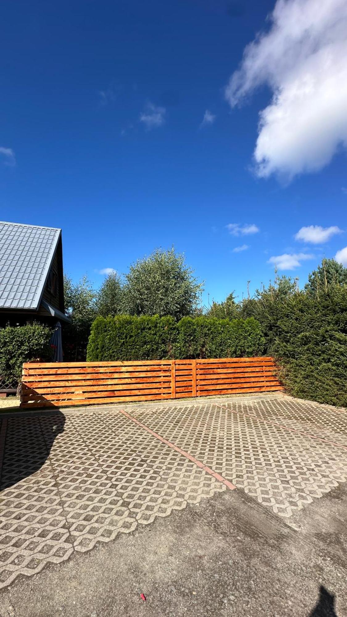 Caloroczne Domki Nad Morzem I Jeziorem Jezierzany Exterior photo